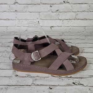 Chaco's Purple Leather Sandals Size 8